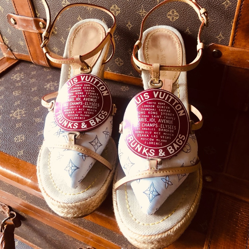 Lois Vuitton Wedges -Trunks & Bags Collection